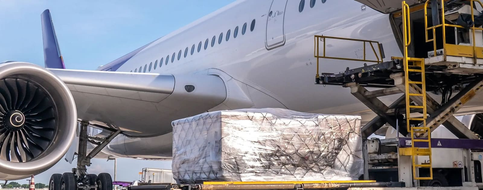 Shipping | Commodities & Precious Minerals Export